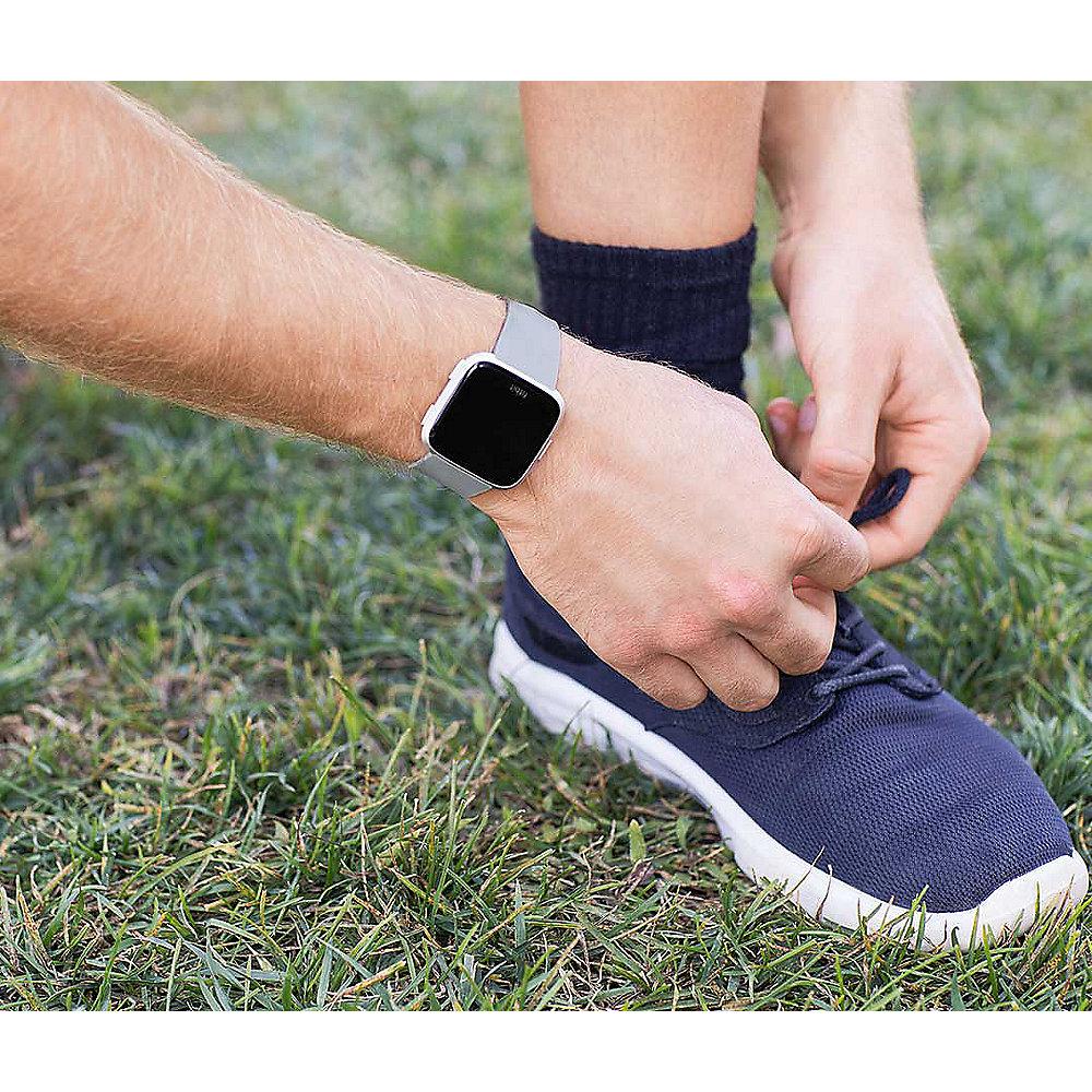 Fitbit Versa Gesundheits- und Fitness-Smartwatch grau/silber, Fitbit, Versa, Gesundheits-, Fitness-Smartwatch, grau/silber